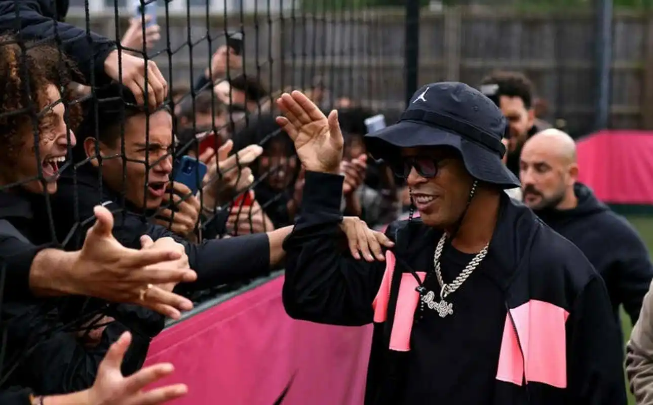 他在外线命 他在外线命